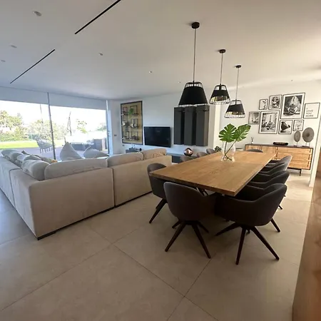 Villa Camelia Deluxe *